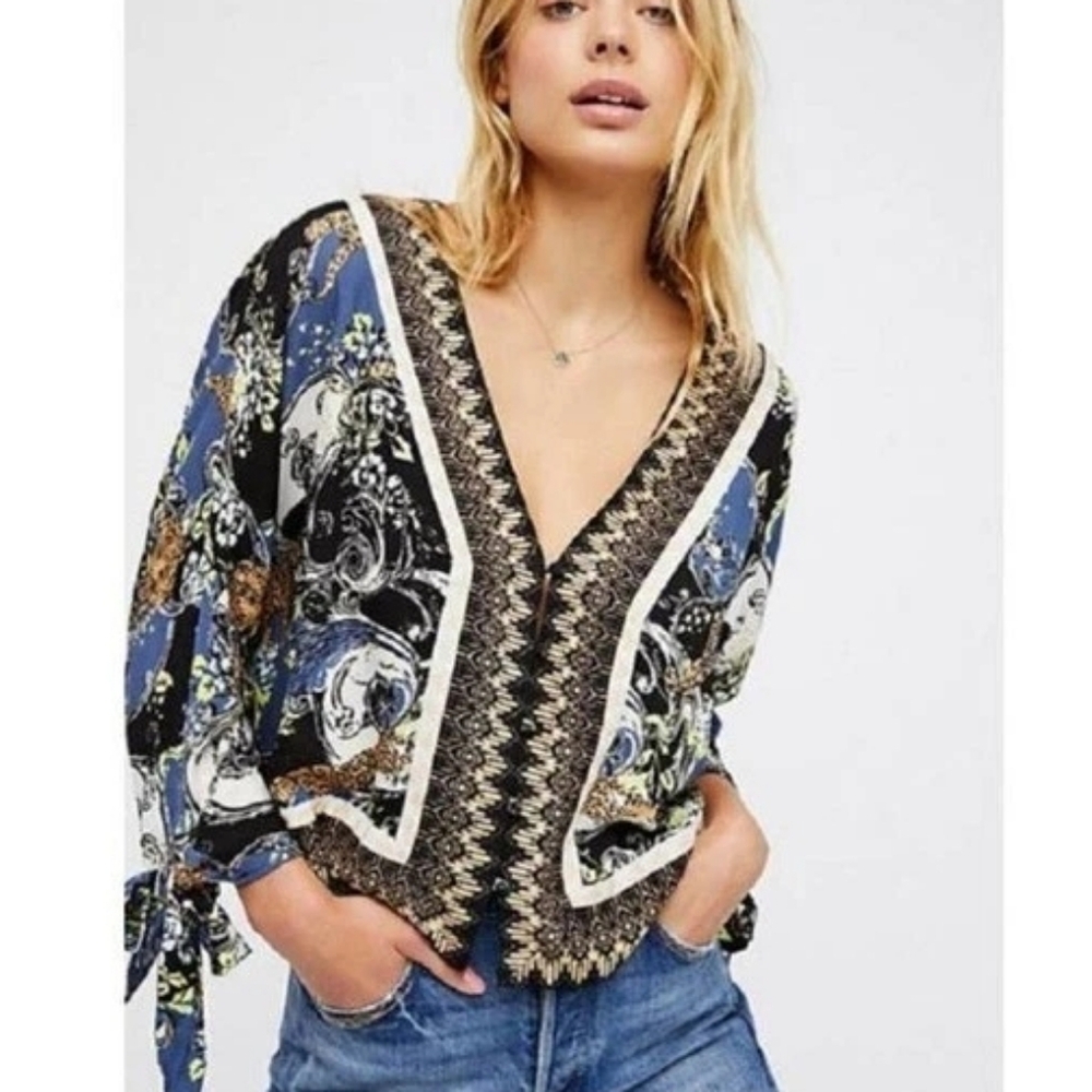 Free People Catch Me if You Can Tie Sleeve Geometric Cheetah Print Top Blouse
